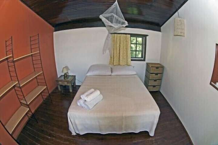 Room 4 of 67