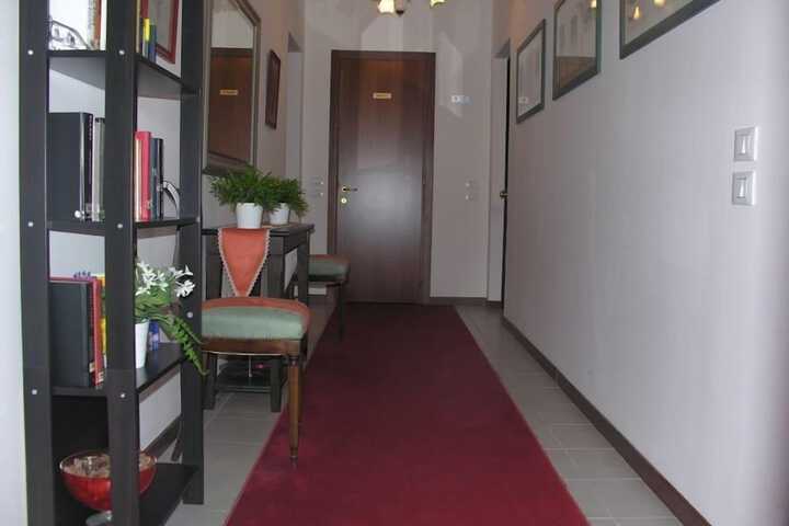 Ballroom/Hall 28 of 36