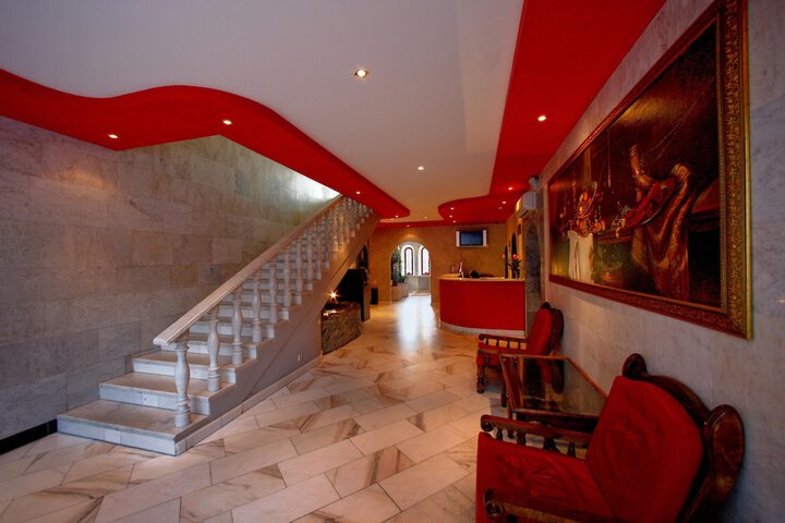 Hotel Interior 4 of 40