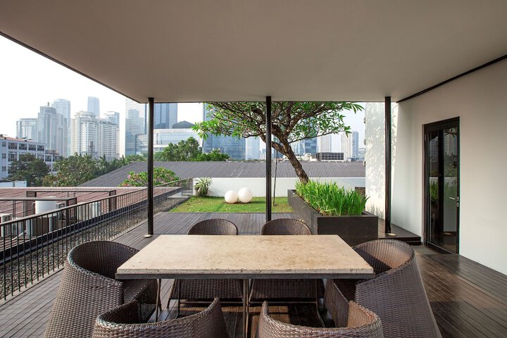 Terrace/Patio 44 of 45