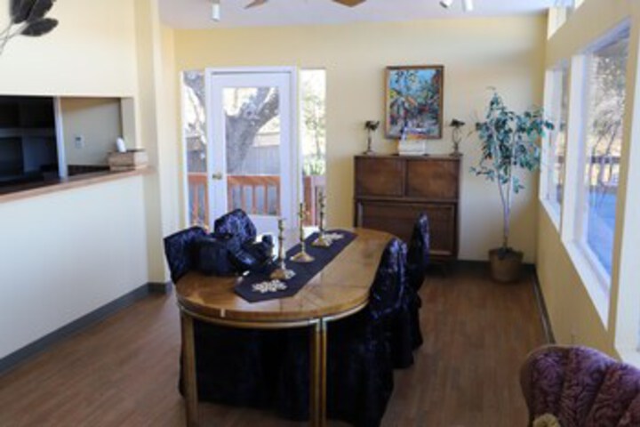 Room 7 of 38