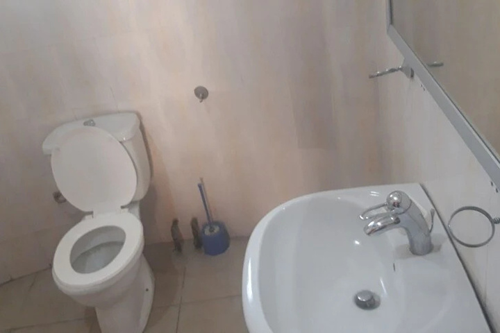 Room 9 of 17