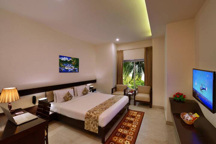 Room 5 of 25