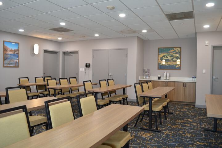 Meeting facility