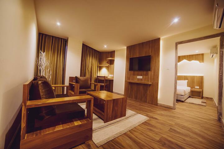 Room 17 of 60