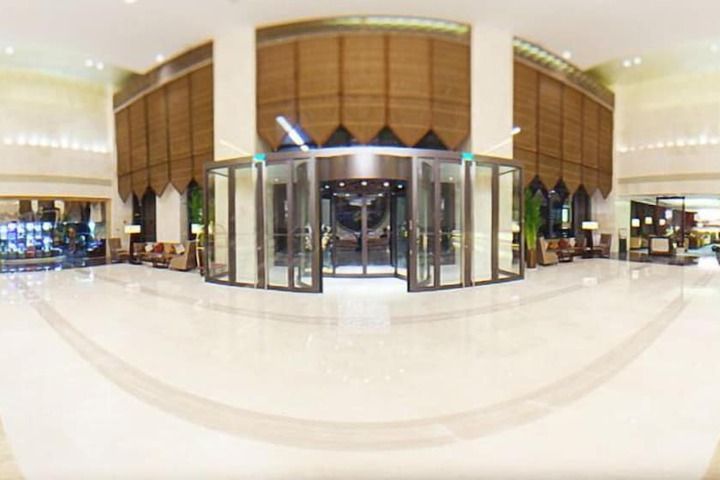 Hotel 2 of 89