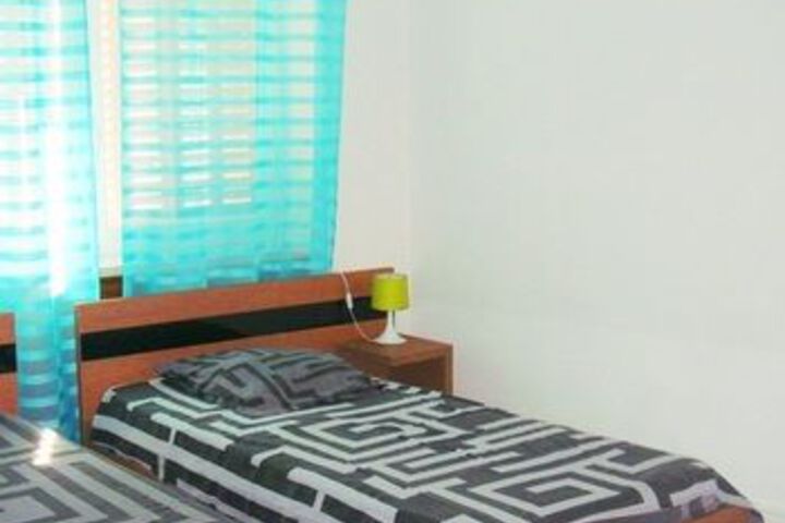 Room 73 of 234