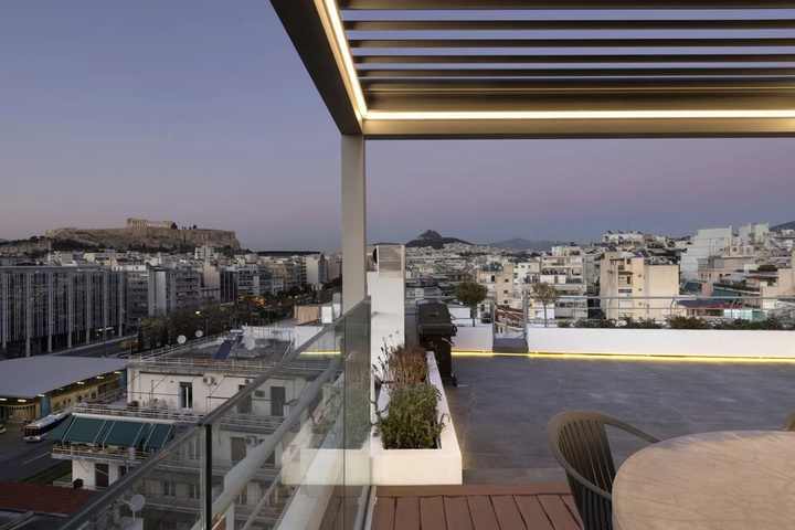 Terrace/Patio 6 of 13