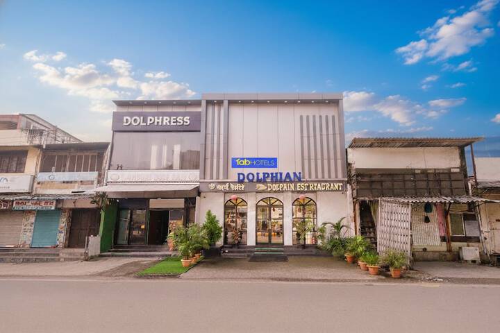 Fabhotel Dolphin Residency