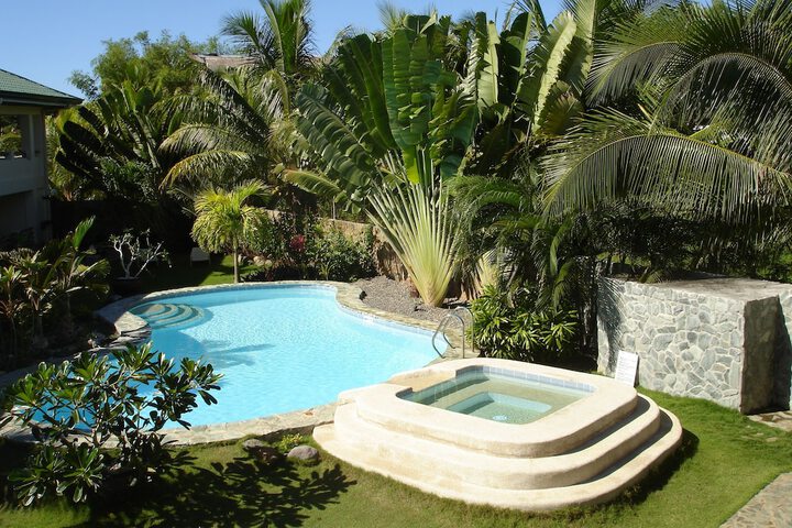 Pool 32 of 52