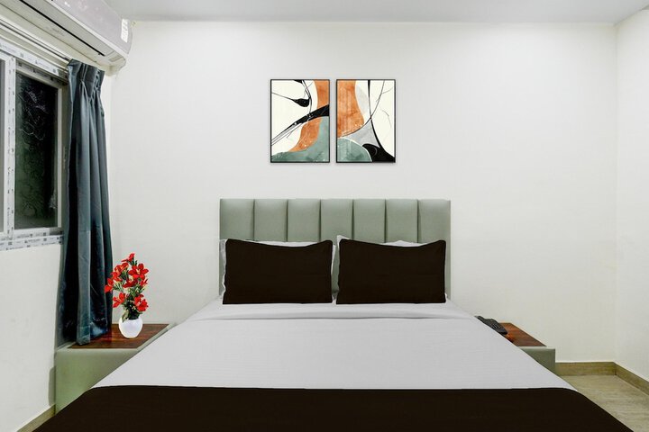 Room 17 of 25