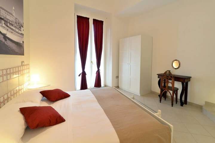Room 8 of 36