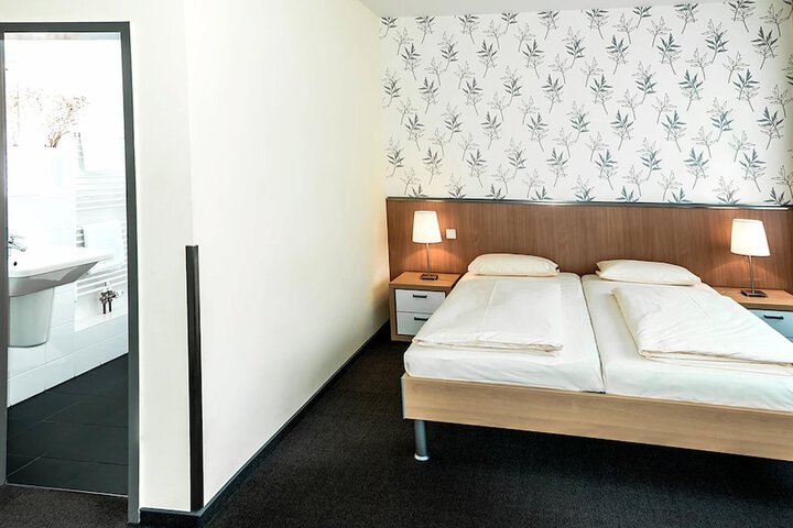 Room 14 of 35