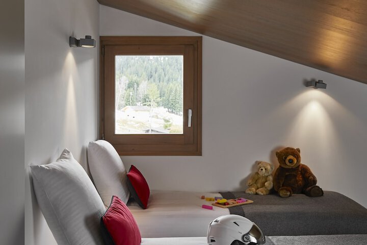 Children's theme room