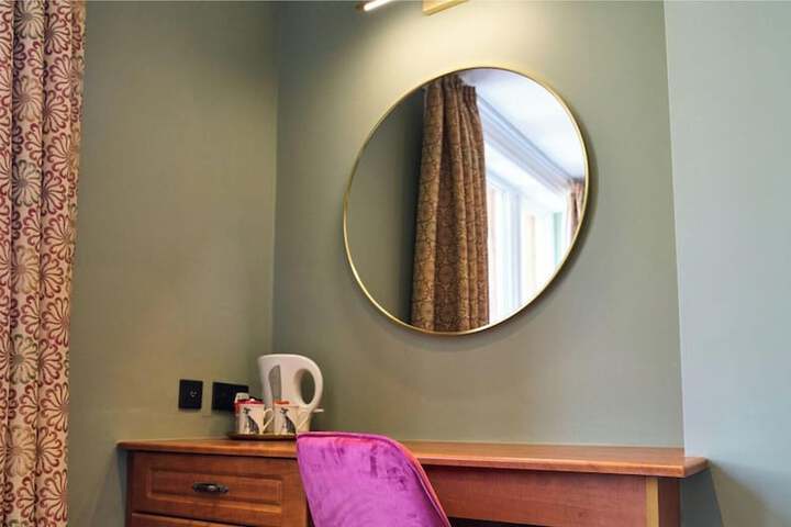 Room 14 of 19