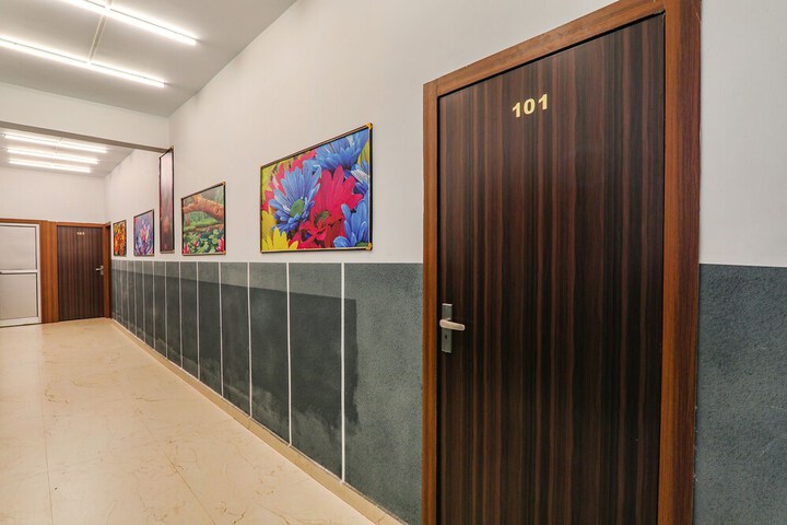 Hotel Interior 2 of 22