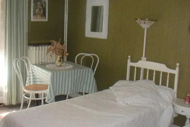 HOTEL LE CHATELAS