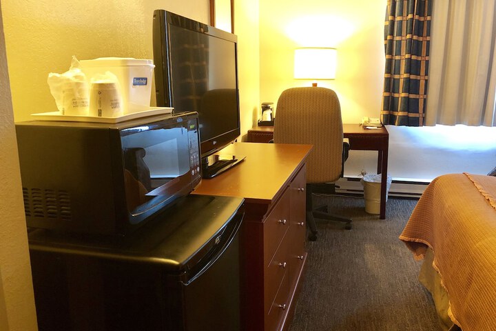 Room 9 of 45