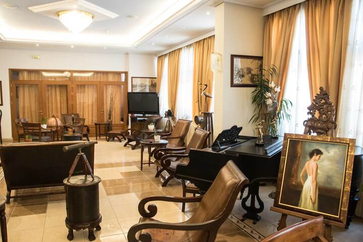Lobby Entry