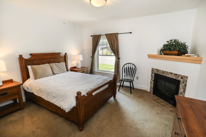 Room 22 of 126