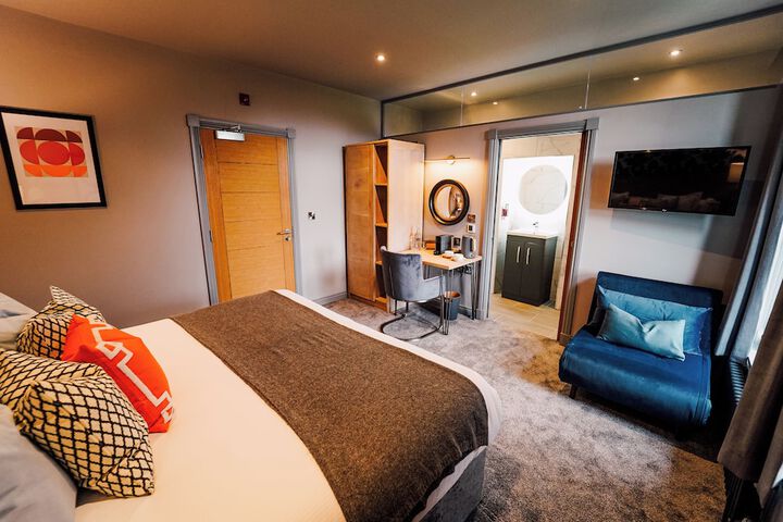 Room 19 of 54