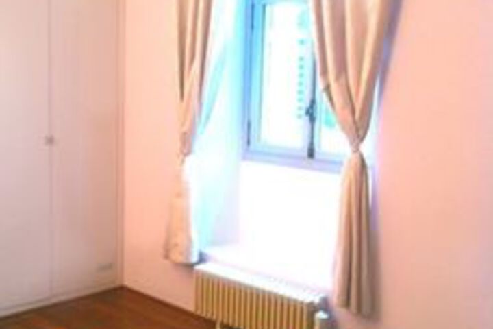 Room 63 of 234