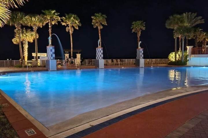 Pool 24 of 47