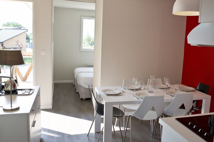 Dining Photos