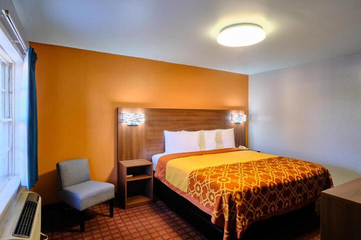 Photo of Economy Inn