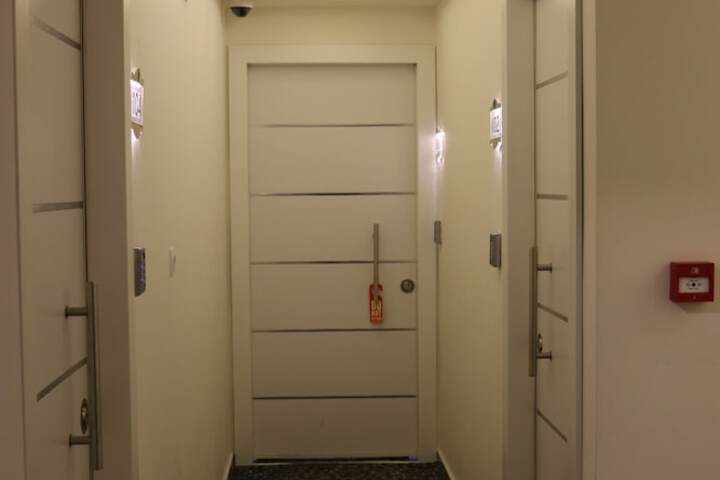 Ballroom/Hall 24 of 31