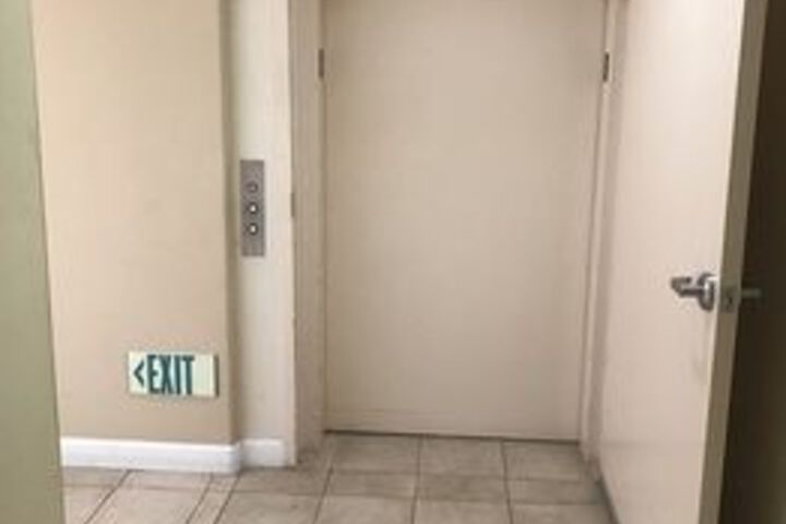 Ballroom/Hall 53 of 119