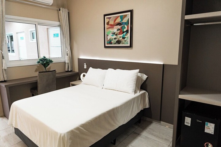Room 22 of 48