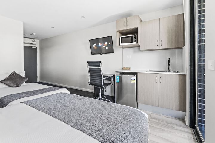 Room 7 of 62
