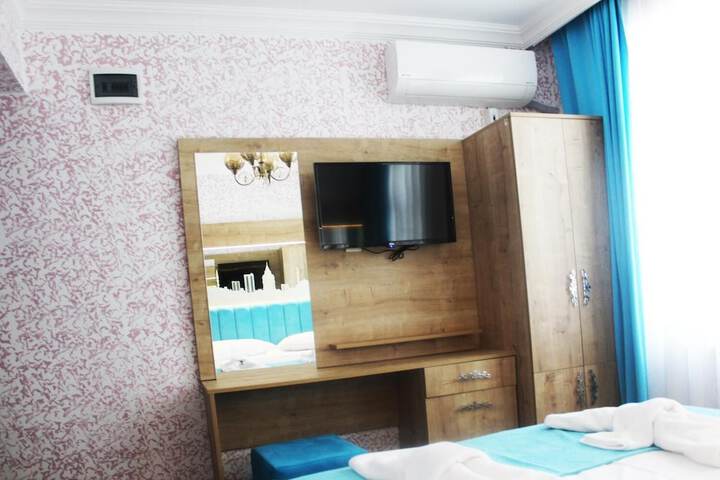 Room 7 of 43