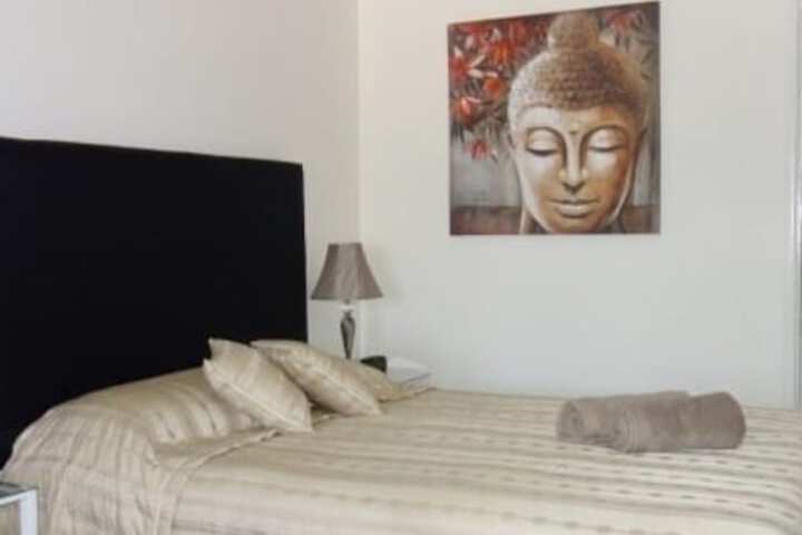 Room 3 of 10
