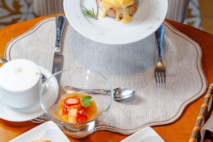 Breakfast/Coffee Service 89 of 110