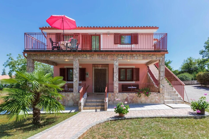 Amazing Home in Labin With Wifi and 4 Bedrooms