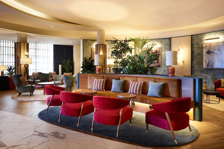 Hotel Interior 7 of 106