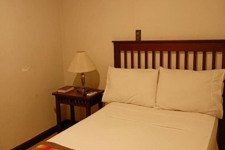 Room 8 of 25