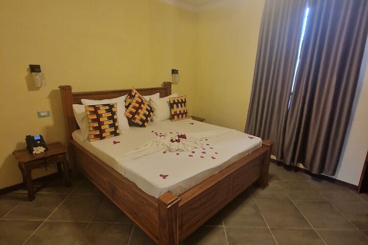 Room 9 of 49