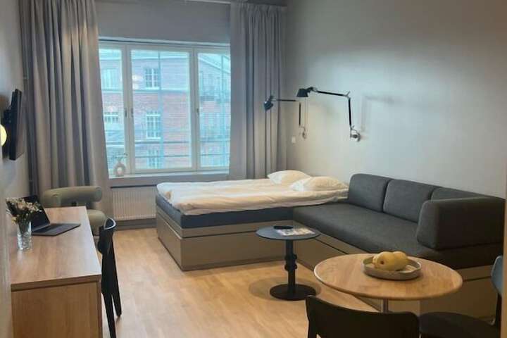 Room 29 of 74