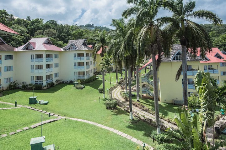 Hotel 2 of 50