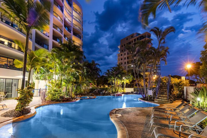 Hotel Pool
