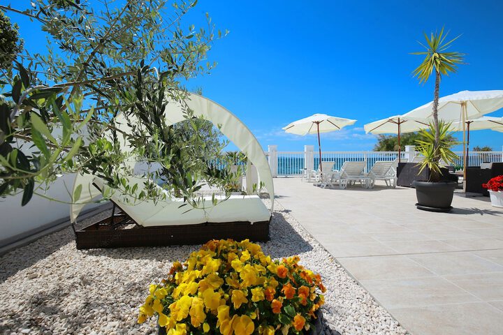 Terrace/Patio 68 of 74