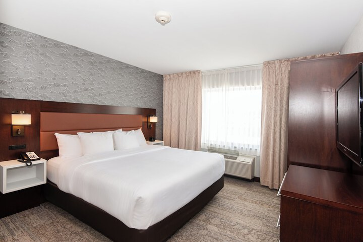 Room 28 of 45
