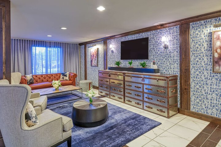 Lobby Photos