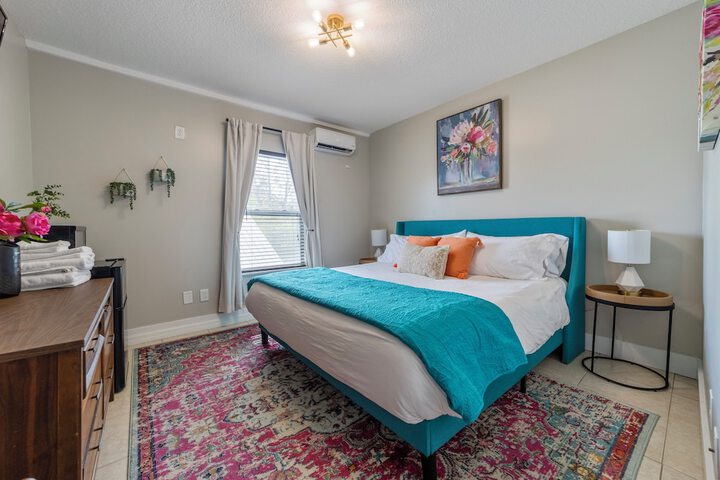 Room 8 of 36