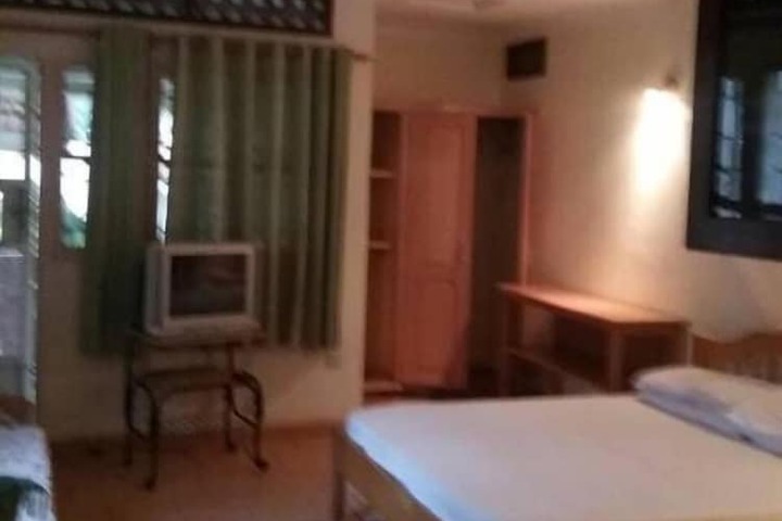 Room 4 of 22