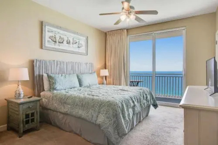 Room 4 of 19