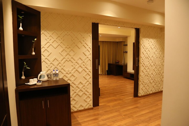 Room 14 of 39
